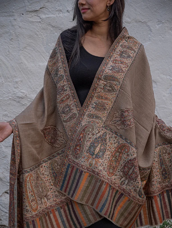 Regal Statement. Exclusive Soft Jamavar Design Kashmiri Shawl - Elegant Beige Soft Summer Shawl Wrap