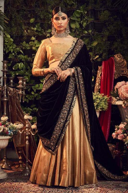 Oxidised Gold Lengha Set With Velvet Dupatta Shawl Chic Knitted Shawl Wrap