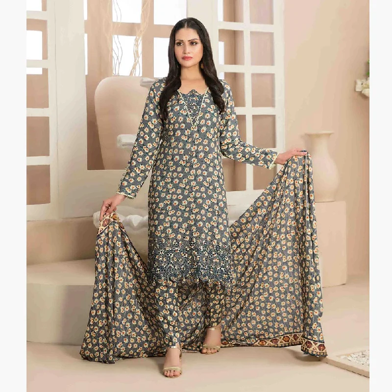 Tawakkal Mayal Viscose Embroidered Unstitched 3Pcs Suit With Shawl Cozy Chunky Knit Shawl