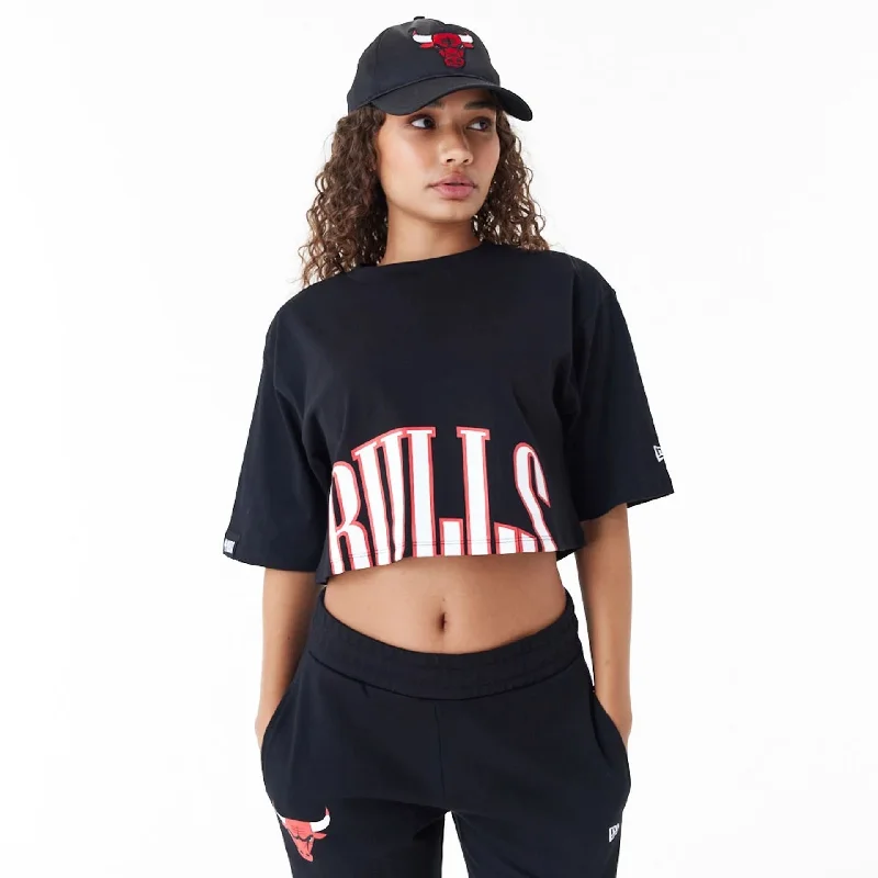 Chicago Bulls Womens NBA Team Wordmark Black Crop T-Shirt Casual Formal Business