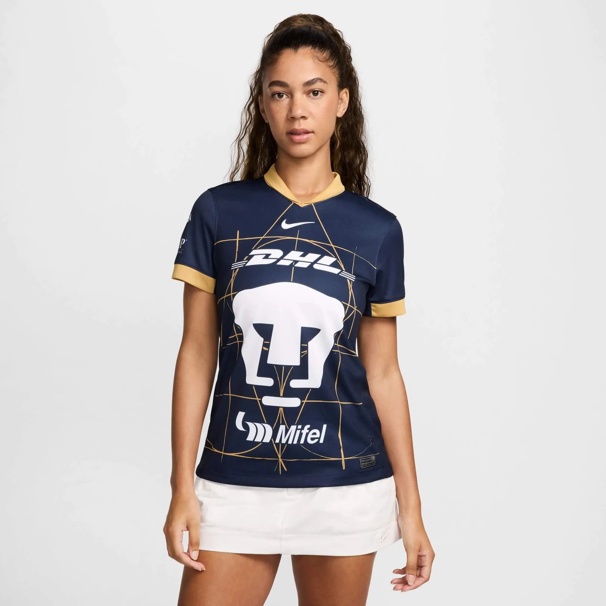 Nike 2024-25 Pumas Women's Stadium Away Jersey Retro Jersey Tee